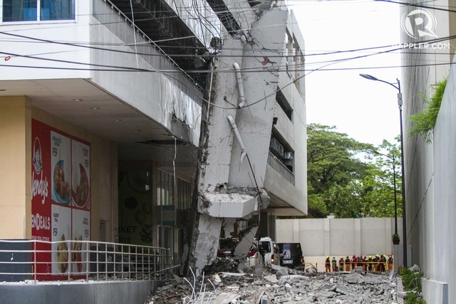 フィリピン_Jazz Residencesの壁が落下！